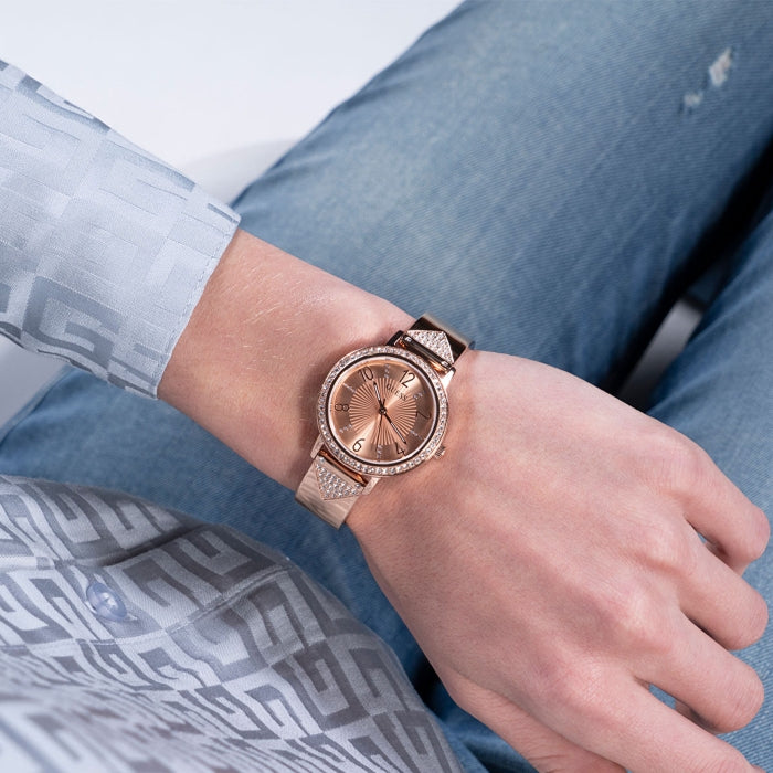GUESS GUGW0474L3 Kadın KOL SAATİ