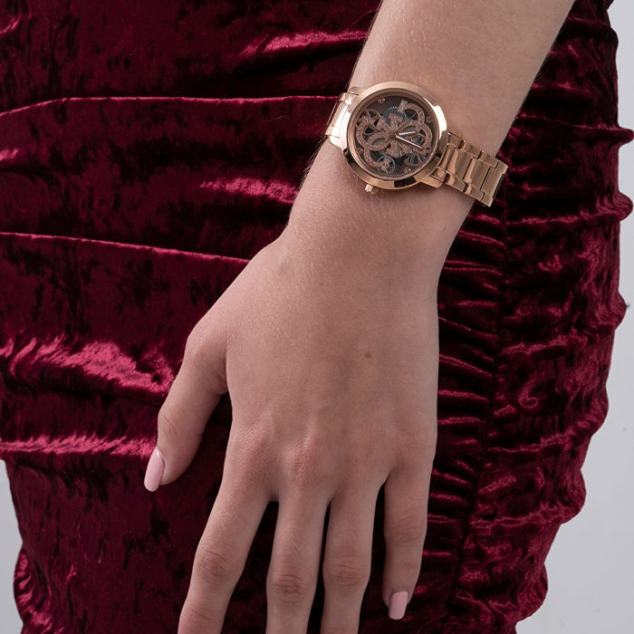 GUESS GUGW0300L3 Kadın KOL SAATİ